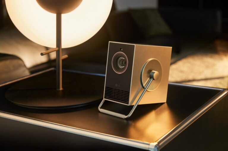 LG CineBeam Q