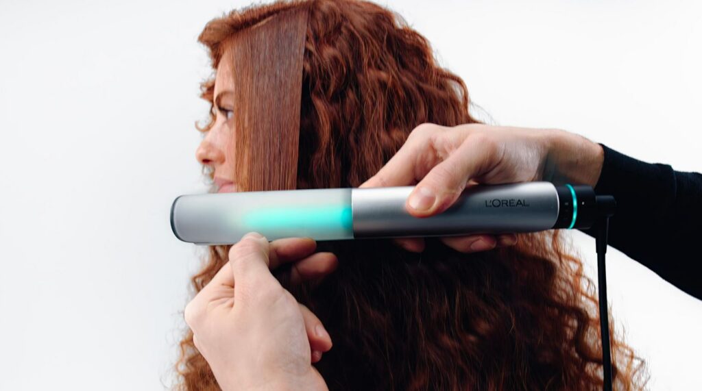 L'Oréal esticar cabelo CES 2026